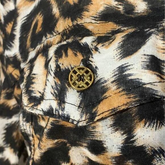 Leopard Print Sz LG Top/blouse. Long Sleeve/roll Tab ~Jaclyn Smith~ Button Down - Picture 2 of 10